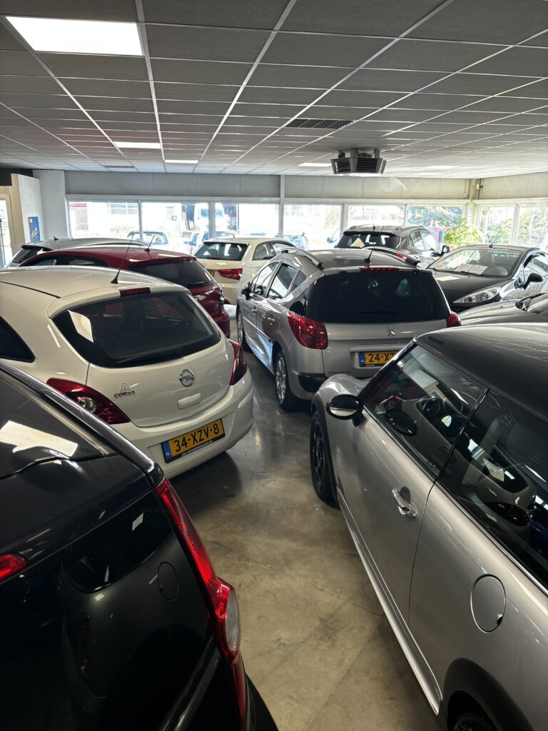 Showroom Auto Center Middelburg