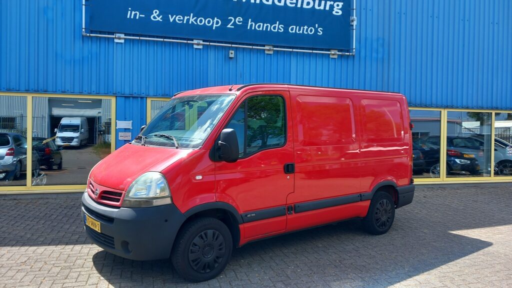 Nissan Interstar 100